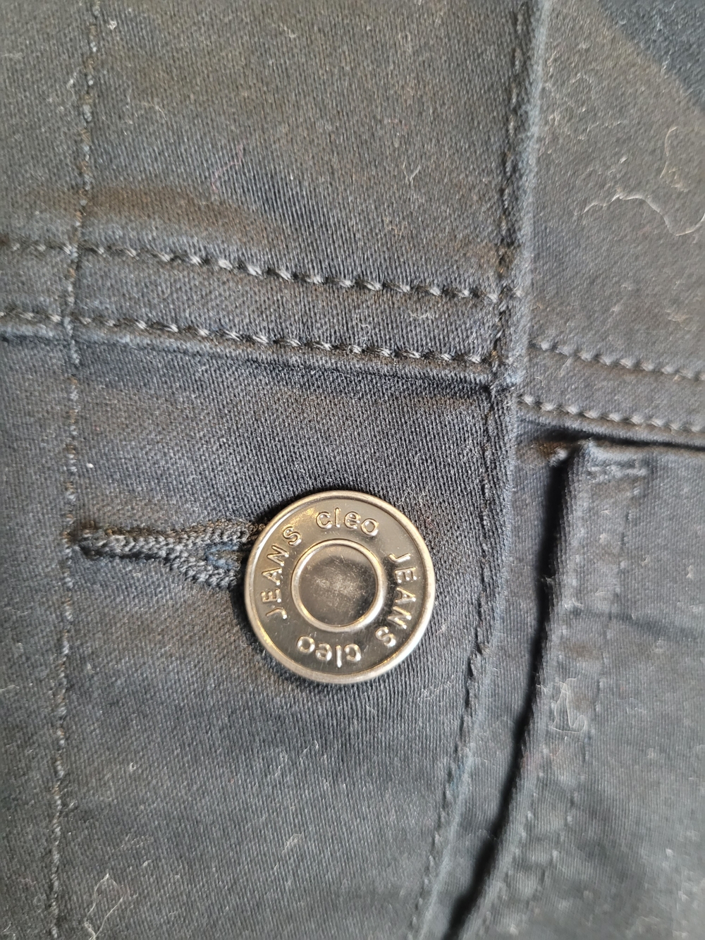 Cleo Black Cropped Button-Front Jean Jacket.Strech Size Medium - Picture 7 of 13